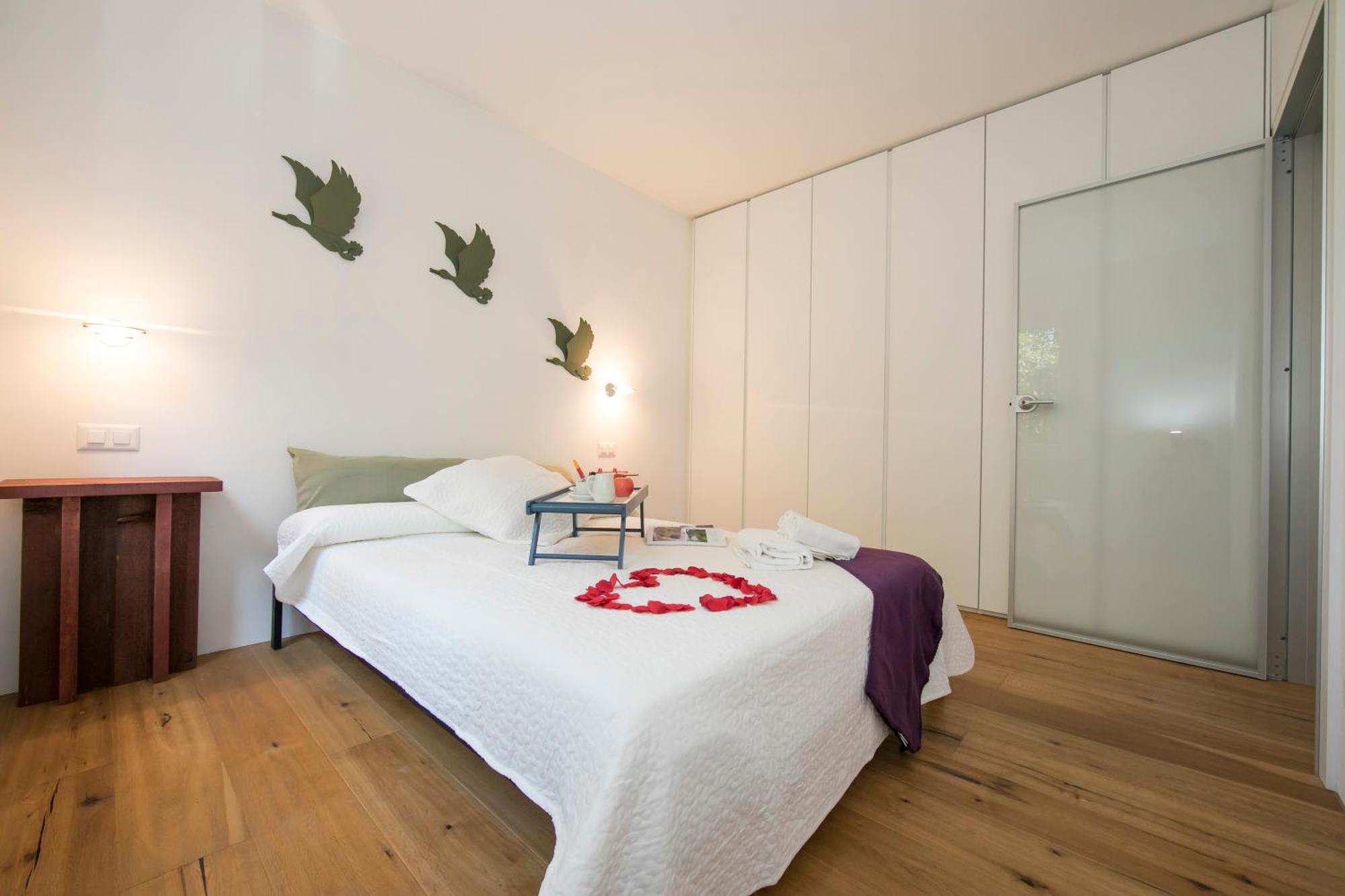 Charm Apartment - Happy Rentals アスコナ エクステリア 写真